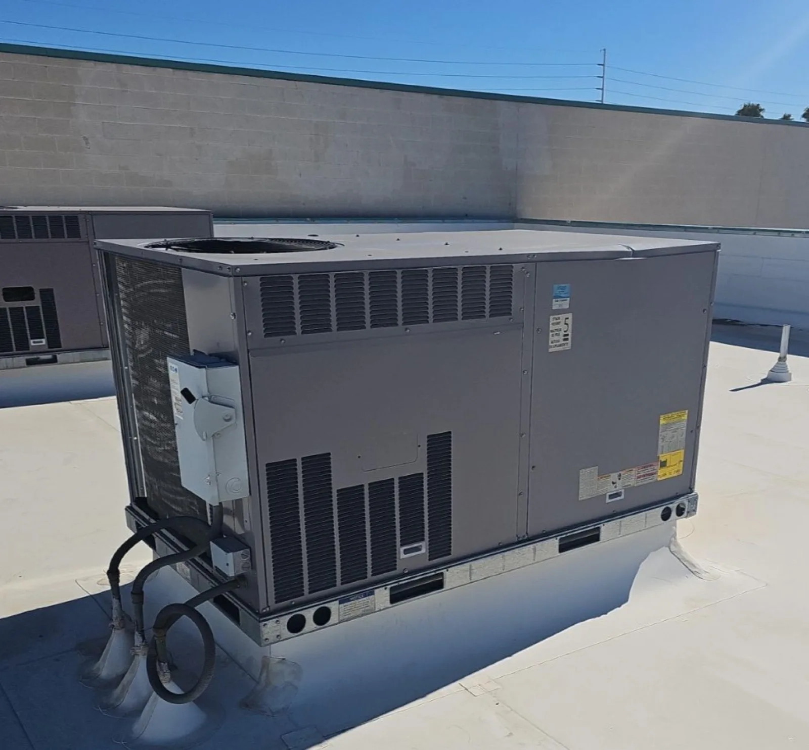 Commercial HVAC system diagnostics by Constant Air Balancing in Las Vegas